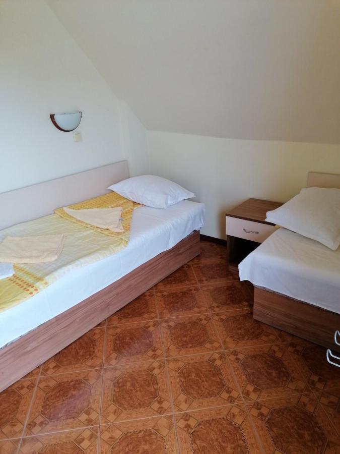 Villa Krisia Apartments Sozopol Buitenkant foto